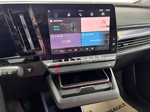 renault, megane e-tech, crossover ev60 ıconic otomatik, otomatik, elektrik 2.el otomobil | renew 44