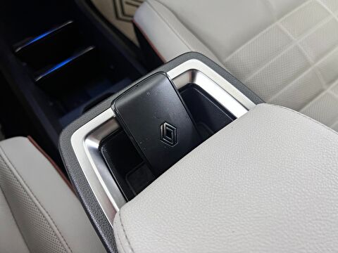 renault, megane e-tech, crossover ev60 ıconic otomatik, otomatik, elektrik 2.el otomobil | renew 52