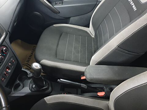 dacia, sandero, hatchback 0.9 tce stepway, manuel, benzin 2.el otomobil | renew 38