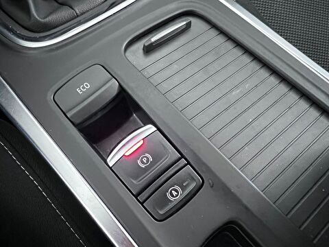renault, megane, sedan 1.3 tce touch edc, otomatik, benzin 2.el otomobil | renew 45