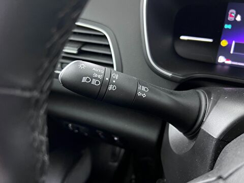 renault, megane, sedan 1.3 tce touch edc, otomatik, benzin 2.el otomobil | renew 31
