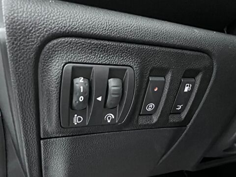 renault, megane, sedan 1.3 tce touch edc, otomatik, benzin 2.el otomobil | renew 32
