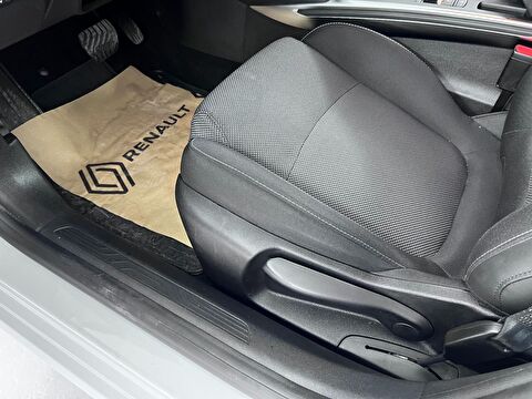 renault, megane, sedan 1.3 tce touch edc, otomatik, benzin 2.el otomobil | renew 23