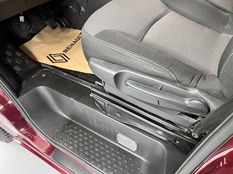 renault, trafic combi, 5+1 grand confort 6 m3 2.0 blue dci edc 170 bg 6e, otomatik, dizel 2.el otomobil | renew 26
