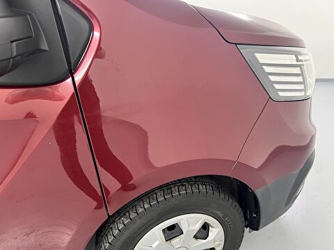 renault, trafic combi, 5+1 grand confort 6 m3 2.0 blue dci edc 170 bg 6e, otomatik, dizel 2.el otomobil | renew 13