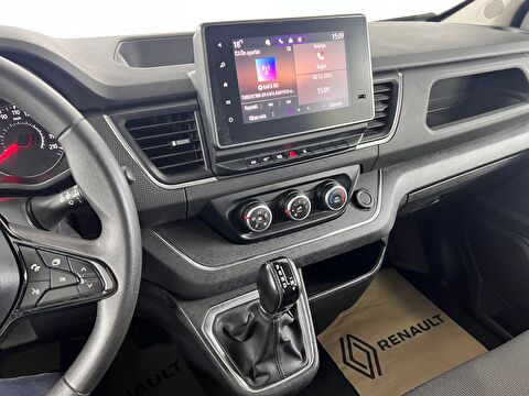 renault, trafic combi, 5+1 grand confort 6 m3 2.0 blue dci edc 170 bg 6e, otomatik, dizel 2.el otomobil | renew 40