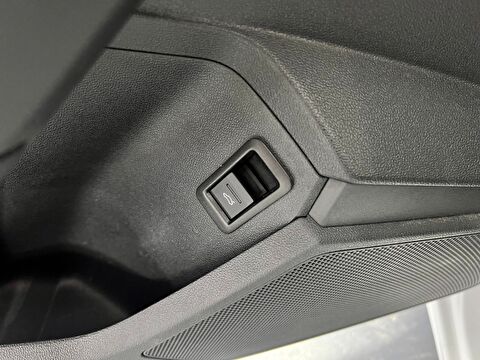 audi, a3, sportback 35 tfsı mhev advanced s-tronic, otomatik, mhev 2.el otomobil | renew 42