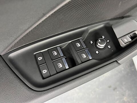 audi, a3, sportback 35 tfsı mhev advanced s-tronic, otomatik, mhev 2.el otomobil | renew 41