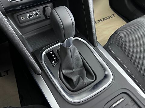 renault, megane, sedan 1.3 tce touch edc, otomatik, benzin 2.el otomobil | renew 47