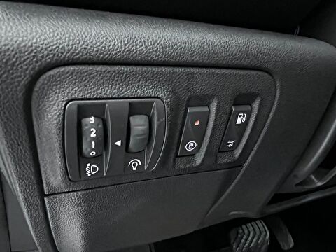 renault, megane, sedan 1.3 tce touch edc, otomatik, benzin 2.el otomobil | renew 35