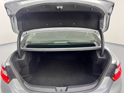 renault, megane, sedan 1.3 tce touch edc, otomatik, benzin 2.el otomobil | renew 19