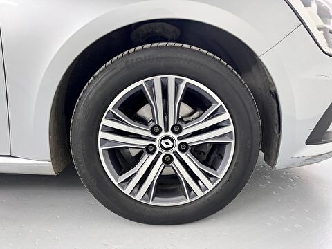 renault, megane, sedan 1.3 tce touch edc, otomatik, benzin 2.el otomobil | renew 17