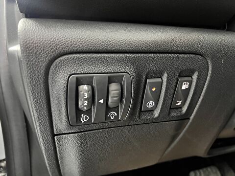 renault, megane, sedan 1.3 tce ıcon edc, otomatik, benzin 2.el otomobil | renew 41