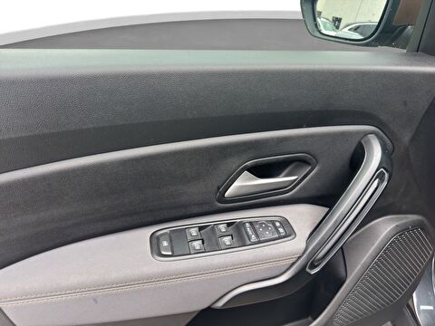 dacia, duster, 1.3 turbo extreme 4x2 edc, otomatik, benzin 2.el otomobil | renew 24