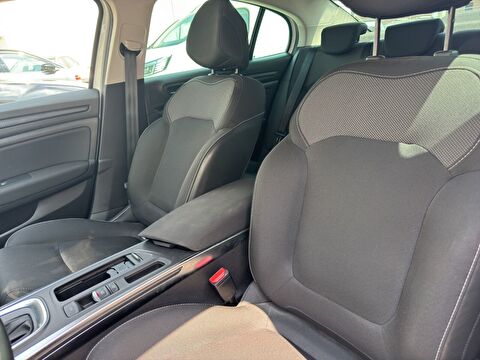 renault, megane, sedan 1.3 tce joy comfort edc, otomatik, benzin 2.el otomobil | renew 21