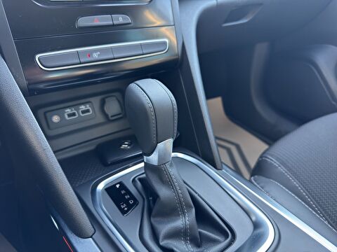 renault, megane, sedan 1.3 tce ıcon edc, otomatik, benzin 2.el otomobil | renew 13
