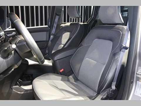 renault, kangoo multix, combi 1.3 tce ıconic edc, otomatik, benzin 2.el otomobil | renew 15