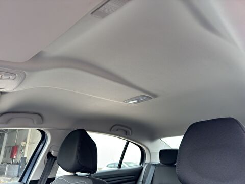 renault, megane, sedan 1.3 tce touch edc, otomatik, benzin 2.el otomobil | renew 11