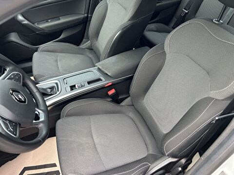 renault, megane, sedan 1.3 tce touch edc, otomatik, benzin 2.el otomobil | renew 18