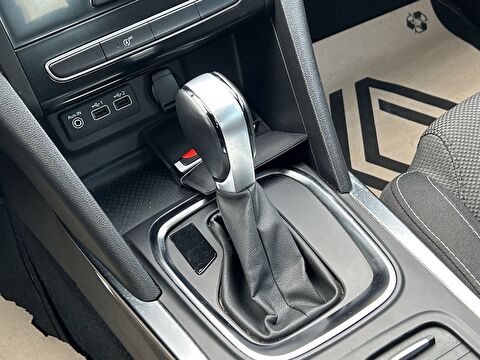 renault, megane, sedan 1.3 tce touch edc, otomatik, benzin 2.el otomobil | renew 13