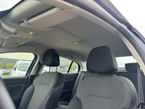 renault, megane, sedan 1.3 tce touch edc, otomatik, benzin 2.el otomobil | renew 19