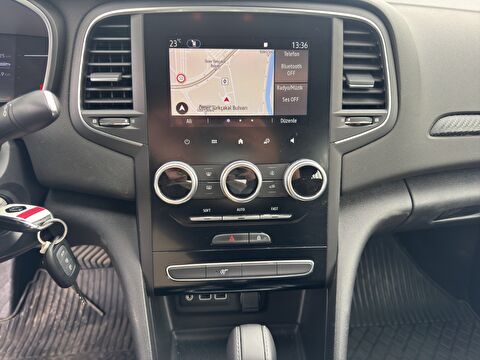 renault, megane, sedan 1.3 tce touch edc, otomatik, benzin 2.el otomobil | renew 11