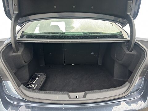 renault, megane, sedan 1.3 tce touch edc, otomatik, benzin 2.el otomobil | renew 10