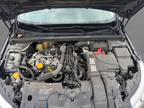 renault, megane, sedan 1.3 tce touch edc, otomatik, benzin 2.el otomobil | renew 21