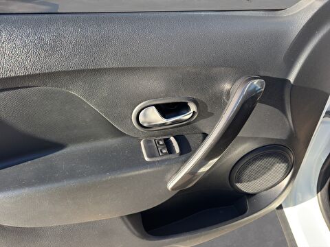 dacia, sandero, hatchback 0.9 tce stepway, manuel, benzin 2.el otomobil | renew 24