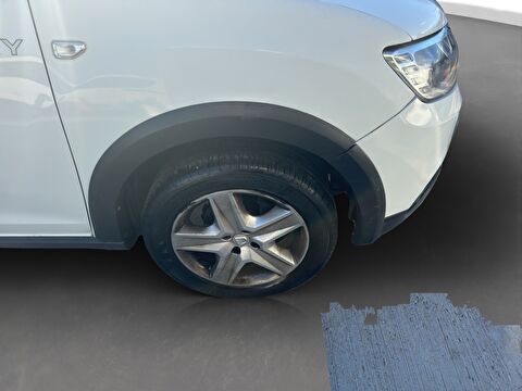 dacia, sandero, hatchback 0.9 tce stepway, manuel, benzin 2.el otomobil | renew 8