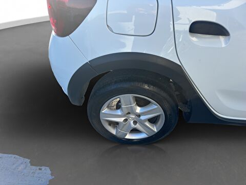 dacia, sandero, hatchback 0.9 tce stepway, manuel, benzin 2.el otomobil | renew 6