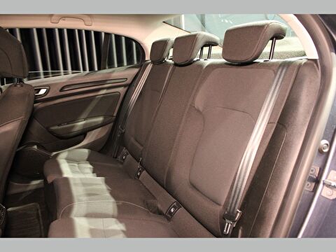 renault, megane, sedan 1.3 tce touch edc, otomatik, benzin 2.el otomobil | renew 15