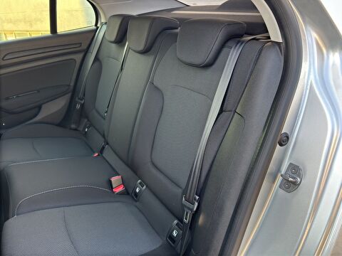 renault, megane, sedan 1.3 tce touch edc, otomatik, benzin 2.el otomobil | renew 23
