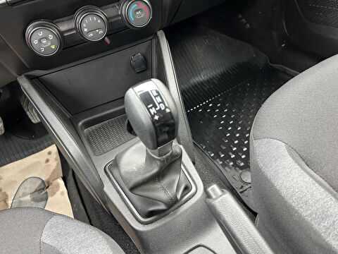 dacia, duster, suv 1.3 tce essential edc, otomatik, benzin 2.el otomobil | renew 21