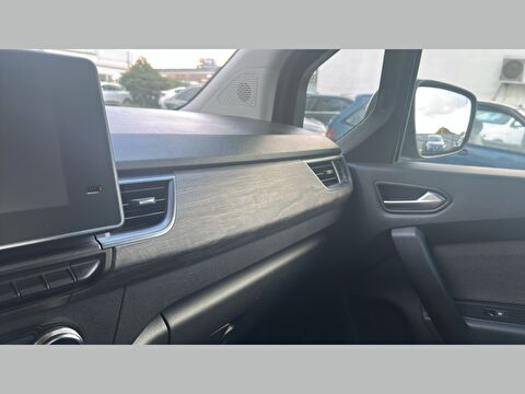 renault, kangoo multix, combi 1.3 tce ıconic edc, otomatik, benzin 2.el otomobil | renew 19