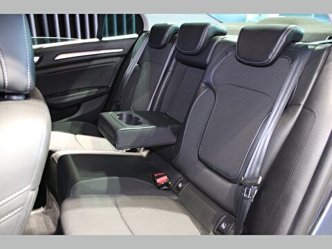 renault, megane, sedan 1.3 tce ıcon edc, otomatik, benzin 2.el otomobil | renew 17