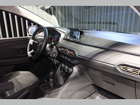 dacia, sandero, hatchback 1.0 tce stepway essential cvt, otomatik, benzin 2.el otomobil | renew 11