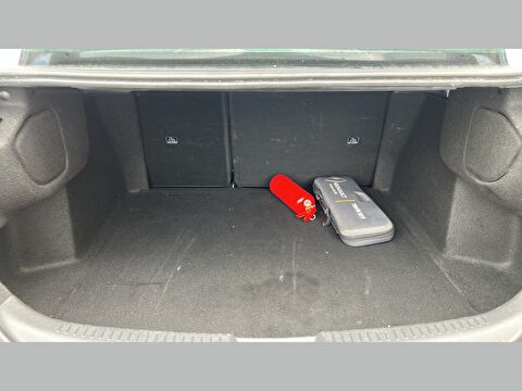 renault, megane, sedan 1.3 tce touch edc, otomatik, benzin 2.el otomobil | renew 14