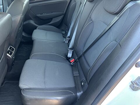 renault, megane, sedan 1.3 tce touch edc, otomatik, benzin 2.el otomobil | renew 11