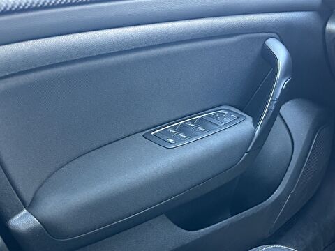 renault, megane, sedan 1.3 tce touch edc, otomatik, benzin 2.el otomobil | renew 16