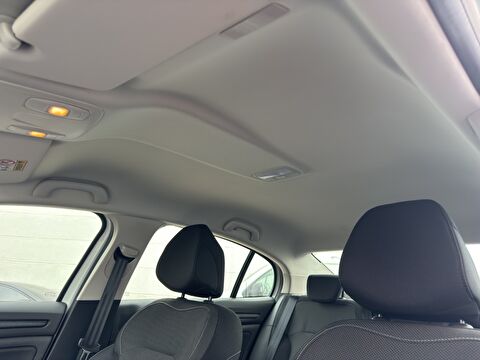 renault, megane, sedan 1.3 tce touch edc, otomatik, benzin 2.el otomobil | renew 12