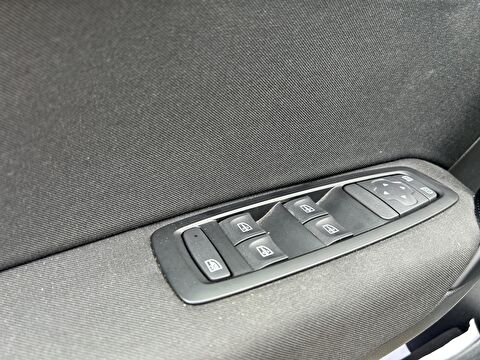 renault, megane, sedan 1.3 tce touch edc, otomatik, benzin 2.el otomobil | renew 25