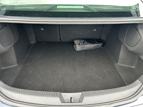 renault, megane, sedan 1.3 tce touch edc, otomatik, benzin 2.el otomobil | renew 17