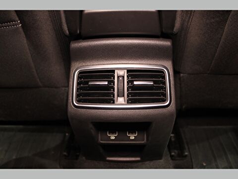 renault, megane, sedan 1.3 tce touch edc, otomatik, benzin 2.el otomobil | renew 9