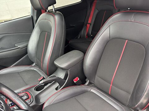 hyundai, kona, 1.6 crdı elite smart kırmızı srf dct, otomatik, dizel 2.el otomobil | renew 22