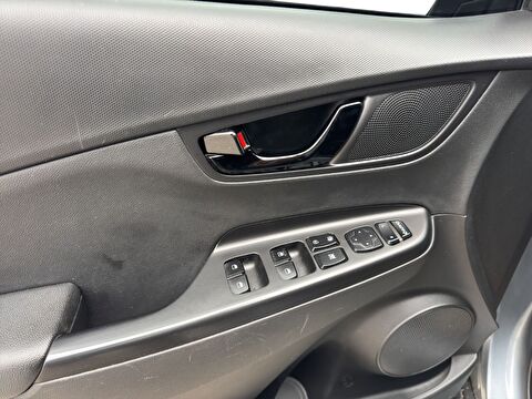 hyundai, kona, 1.6 crdı elite smart kırmızı srf dct, otomatik, dizel 2.el otomobil | renew 23