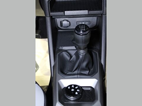 renault, duster, suv 1.2 tce mhev 4x4 advanced techno, manuel, mhev 2.el otomobil | renew 11