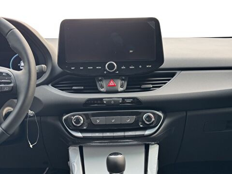 hyundai, i30, 1.5 t-gdı mhev comfort dct, otomatik, benzin 2.el otomobil | renew 15