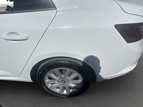 renault, megane, sedan 1.3 tce touch edc, otomatik, benzin 2.el otomobil | renew 5
