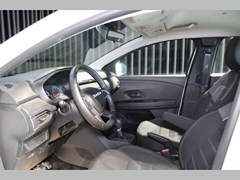 dacia, sandero, hatchback 1.0 tce stepway essential cvt, otomatik, benzin 2.el otomobil | renew 13